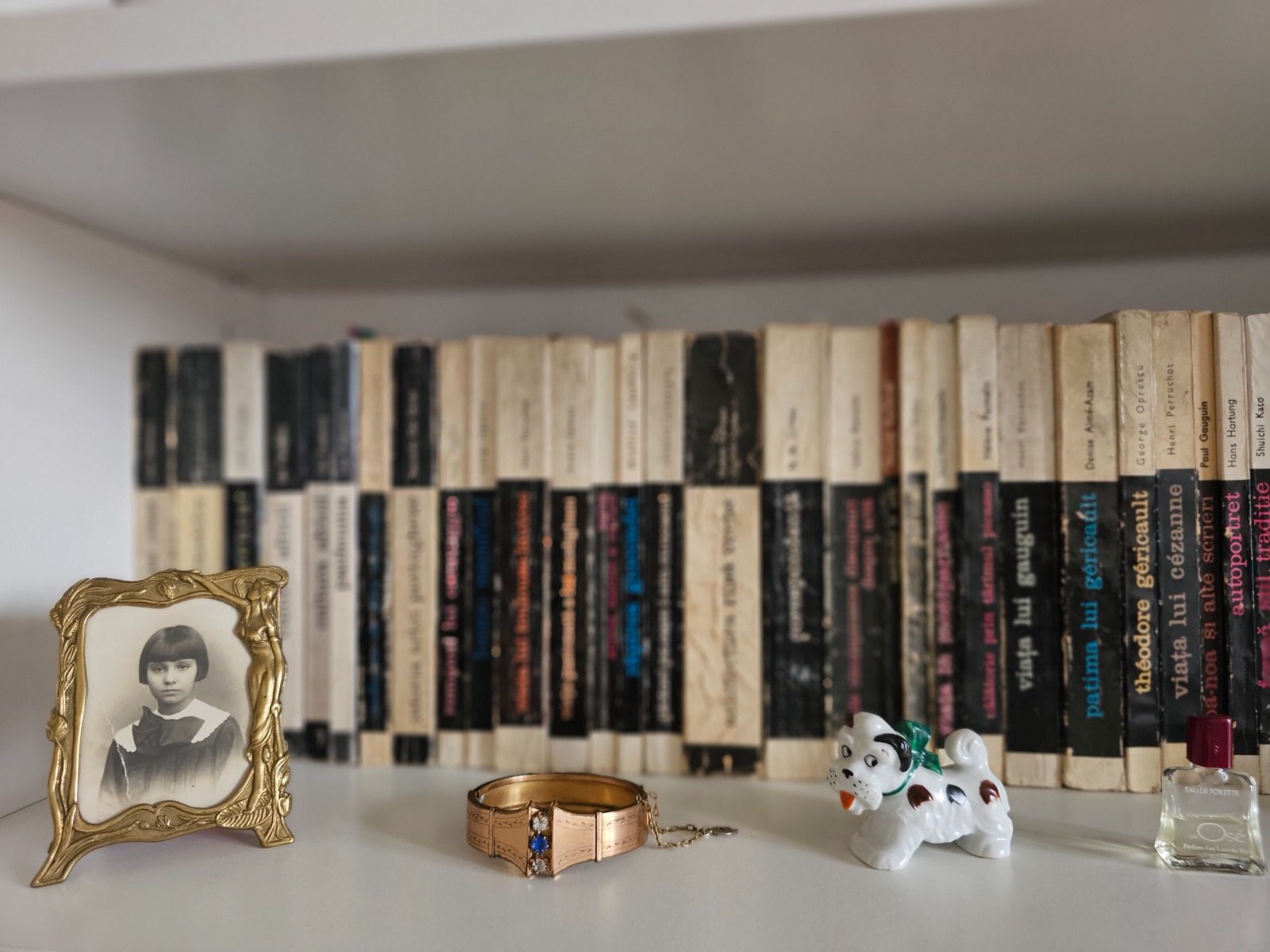 Fotografie veche cu ramă art nouveau