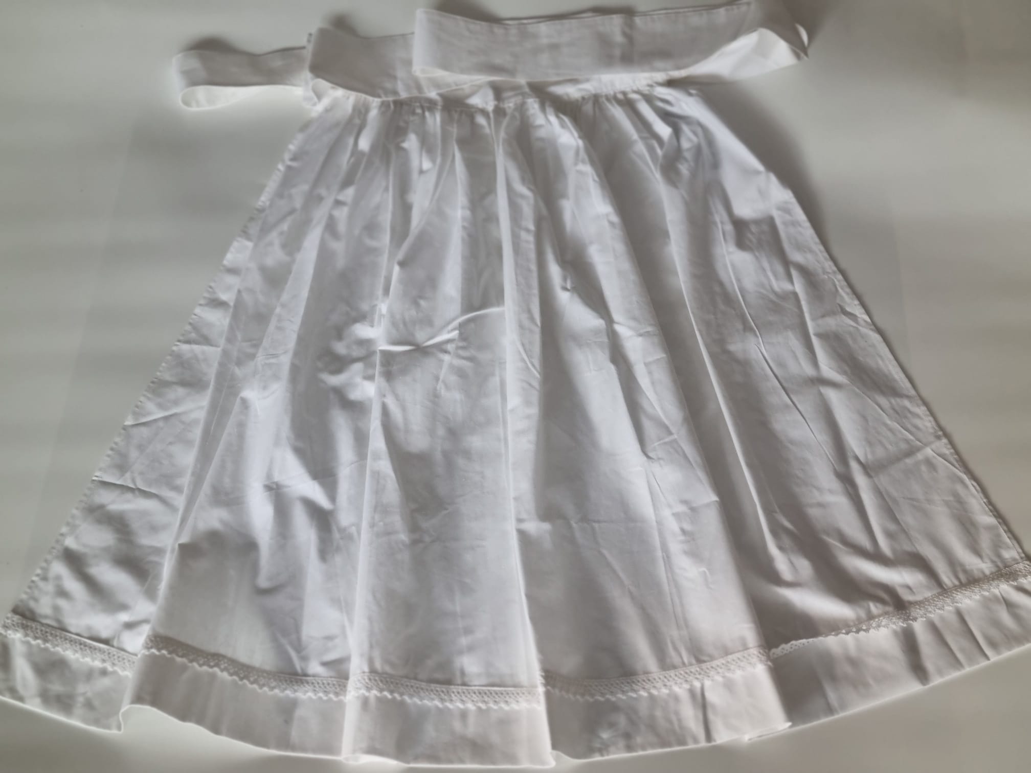 Rochie, cămașă și fustă tradiționale săsești din Transilvania